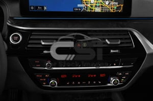 2021 BMW 5 Series  530e Sport 4 Door Sedan Climate control