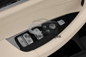 2021 BMW X4 M40I 5 Door SUV Door controls