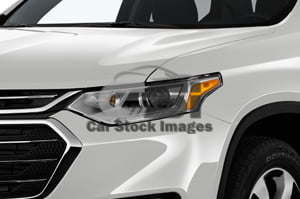 2021 Chevrolet Traverse 3LT 5 Door SUV Head light