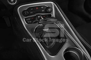 2021 Dodge Challenger SXT 2 Door Coupe Gear shift