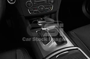 2021 Dodge SXT 4 Door Sedan Gear shift