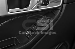 2021 Ford Explorer Limited 5 Door SUV Door controls