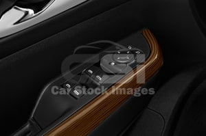 2021 GMC Acadia SLE 5 Door SUV Door controls