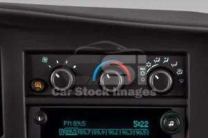 2021 GMC Savana 2500 Work Van Climate control