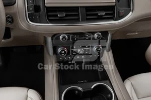 2021 GMC Yukon XL SLT 5 Door SUV Climate control