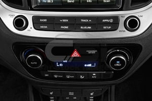 2021 Hyundai Accent Ltd 4 Door Sedan Climate control