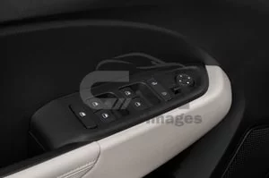 2021 Hyundai Venue Denim 5 Door SUV Door controls