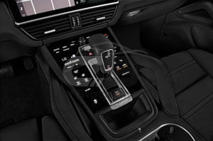 2021 Porsche Cayenne 4 Door SUV Gear shift
