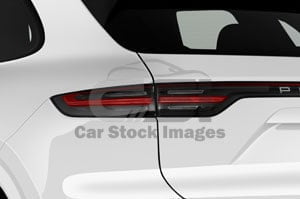 2021 Porsche Cayenne 4 Door SUV Tail light