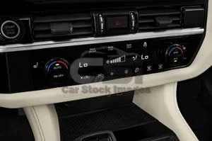2024 Nissan Pathfinder SL 5 Door SUV Tempcontrol