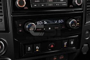 2024 Nissan Titan Crew cab PRO-4X 4 Door Pick-up Tempcontrol